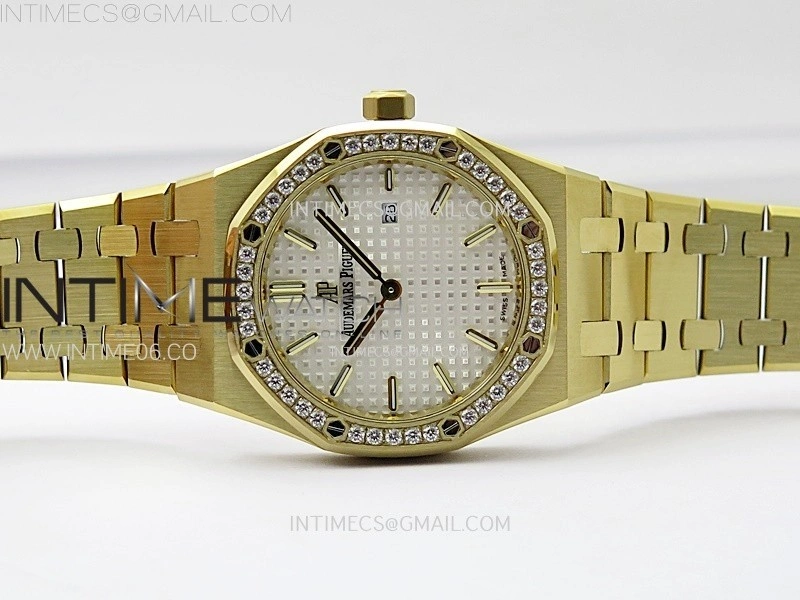 Lady Royal Oak 33mm 67651 Diamonds Bezel YG ZF 1:1 Best Edition White Textured Dial on YG Bracelet RONDA Quartz