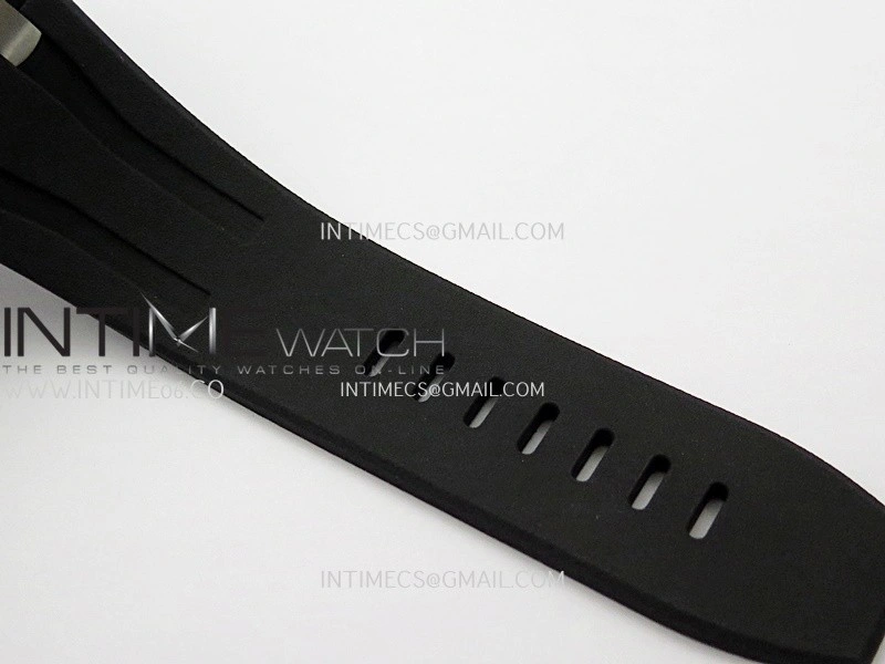 Royal Oak Offshore 44mm Real Carbon APJF 1:1 Best Edition Black Dial on Black Rubber Strap A3126
