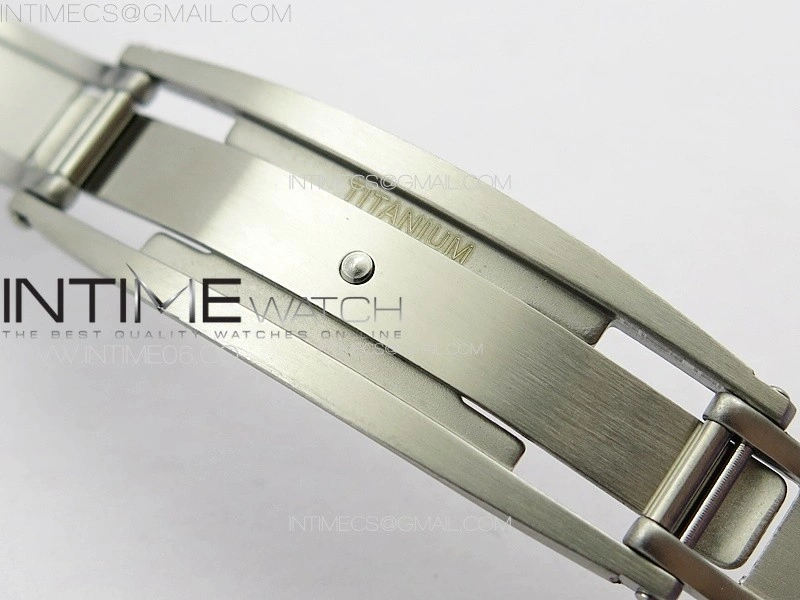RM035-02 Forged Carbon Case KUF Best Edition White Crown on Purple Rubber Strap MIYOTA8215