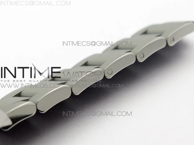 The Rough Matt Carbon Sandblast SS GMF Best Edition Carbon Dial on SS Bracelet SA3130