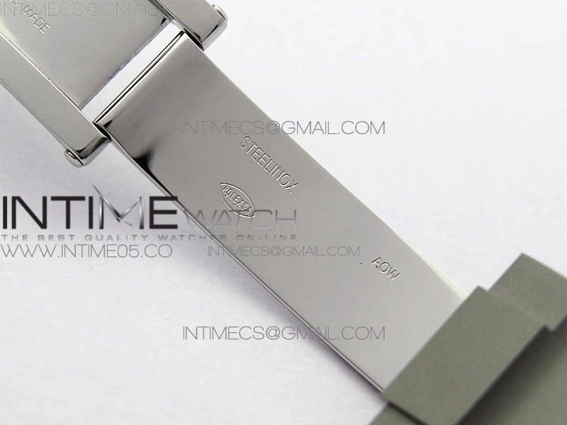 The Rough Matt Carbon Sandblast SS GMF Best Edition Carbon Dial on SS Bracelet SA3130