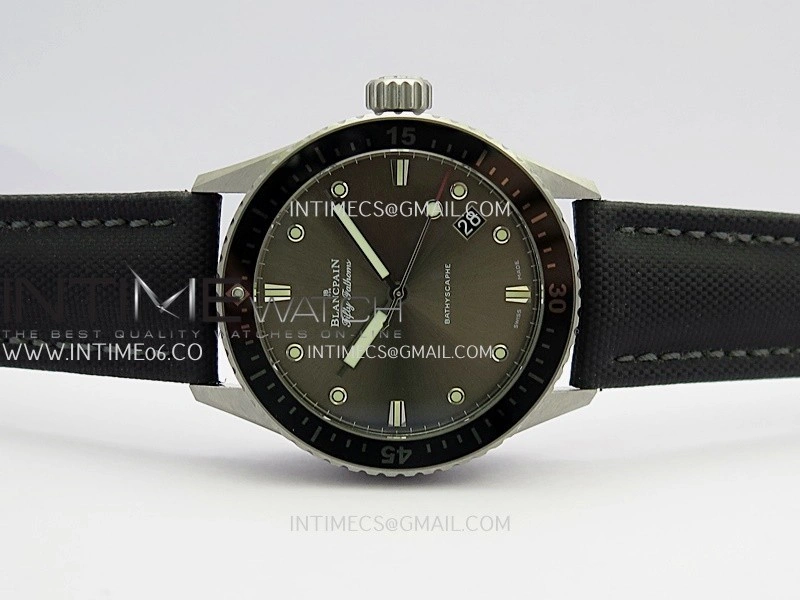Fifty Fathoms Bathyscape Gray Ceramic Bezel SS GF 1:1 Best Edition Gray Dial On Black Nylon Strap A1315