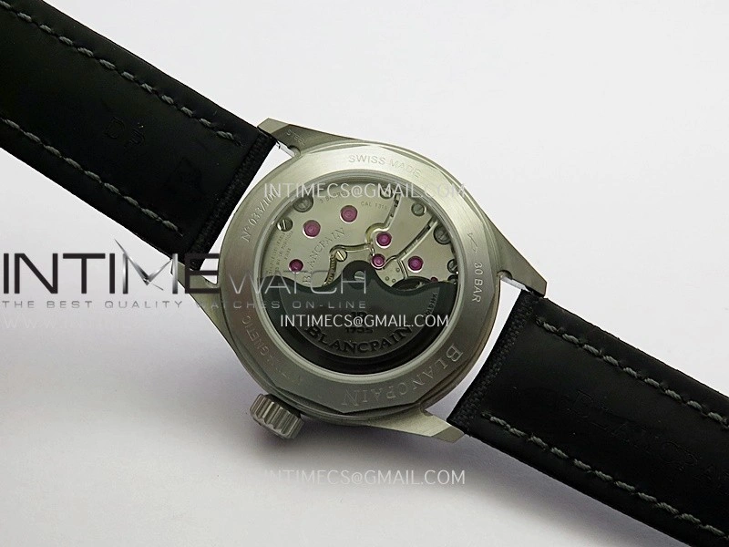 Fifty Fathoms Bathyscape Gray Ceramic Bezel SS GF 1:1 Best Edition Gray Dial On Black Nylon Strap A1315
