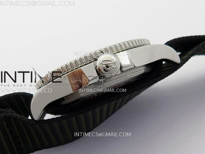 SuperOcean Automatic 46mm TF 1:1 Best Edition Green Dial on Black Nylon Strap A2824