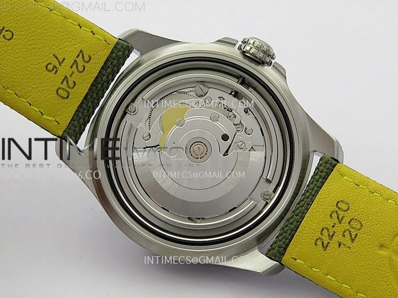 Avenger Chronometer 42mm SS BLSF 1:1 Best Edition Green Dial On Green Nylon Strap A2824