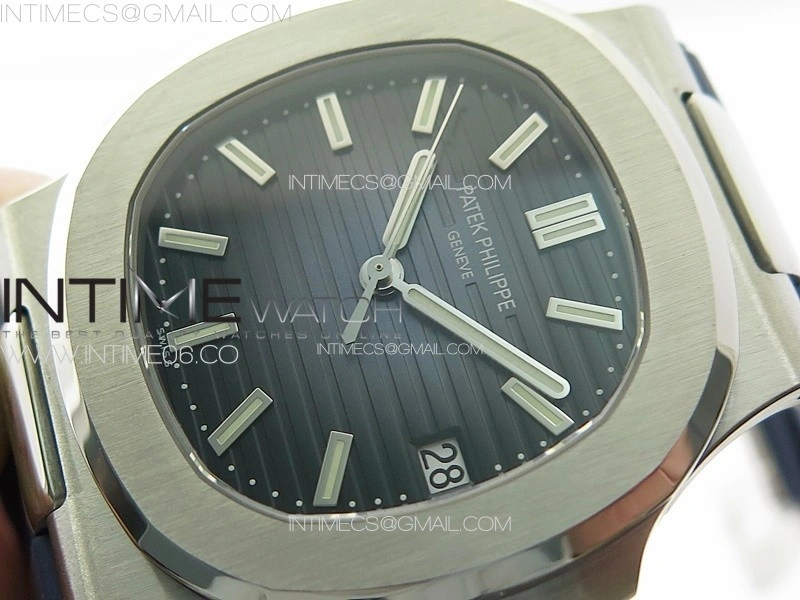 Nautilus Jumbo 5711 Super Replication PPF 1:1 Best Edition Blue Textured Dial on Blue Rubber Strap PPF324
