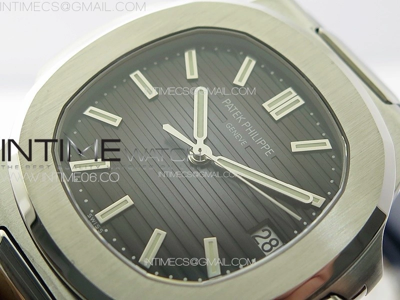 Nautilus Jumbo 5711 Super Replication PPF 1:1 Best Edition Blue Textured Dial on Blue Rubber Strap PPF324