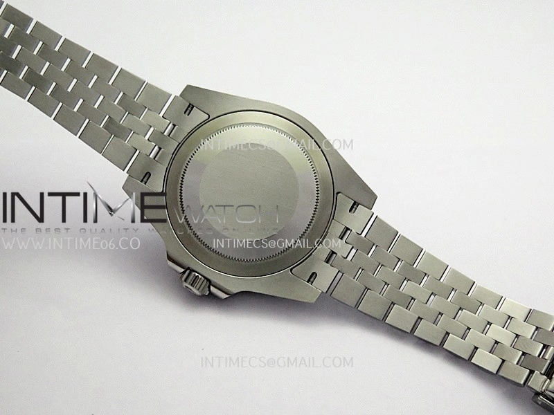 GMT-Master II 126710 GRNR Black Gray 904L SS Clean Plus 1:1 Best Edition Black Dial On Jubilee Bracelet DD3285 CHS