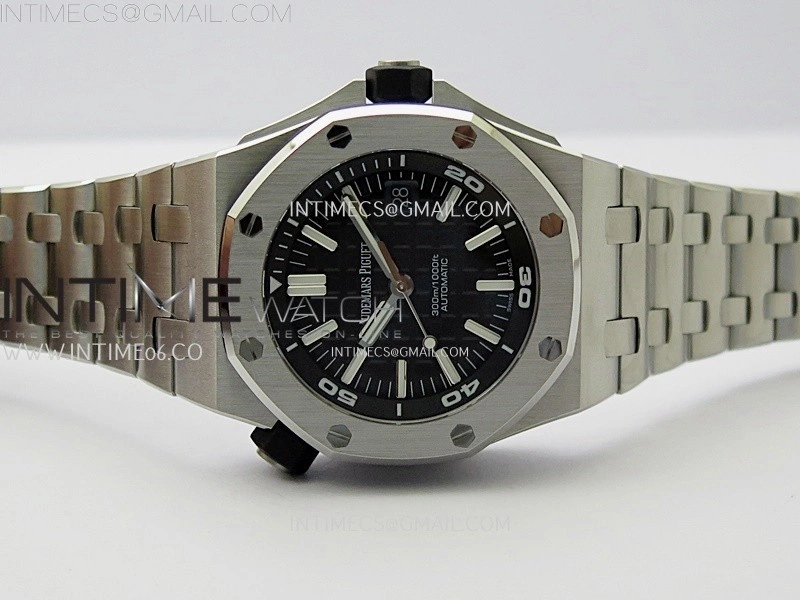 Royal Oak Offshore Diver 15703 APSF 1:1 Best Edition Black Dial on SS Bracelet SA3120 Super Clone
