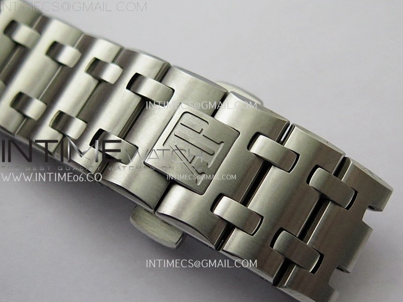 Royal Oak Offshore Diver 15703 APSF 1:1 Best Edition Black Dial on SS Bracelet SA3120 Super Clone
