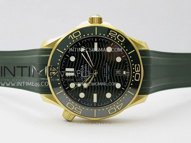 2018 Seamaster Diver 300M Green Ceramic Bezel YG VSF 1:1 Best Edition Green Dial On Green Rubber Strap A8801