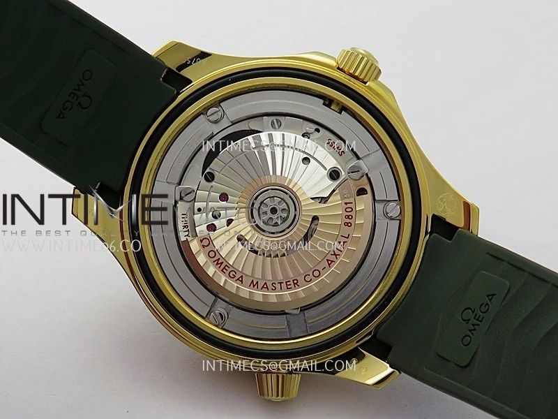 2018 Seamaster Diver 300M Green Ceramic Bezel YG VSF 1:1 Best Edition Green Dial On Green Rubber Strap A8801
