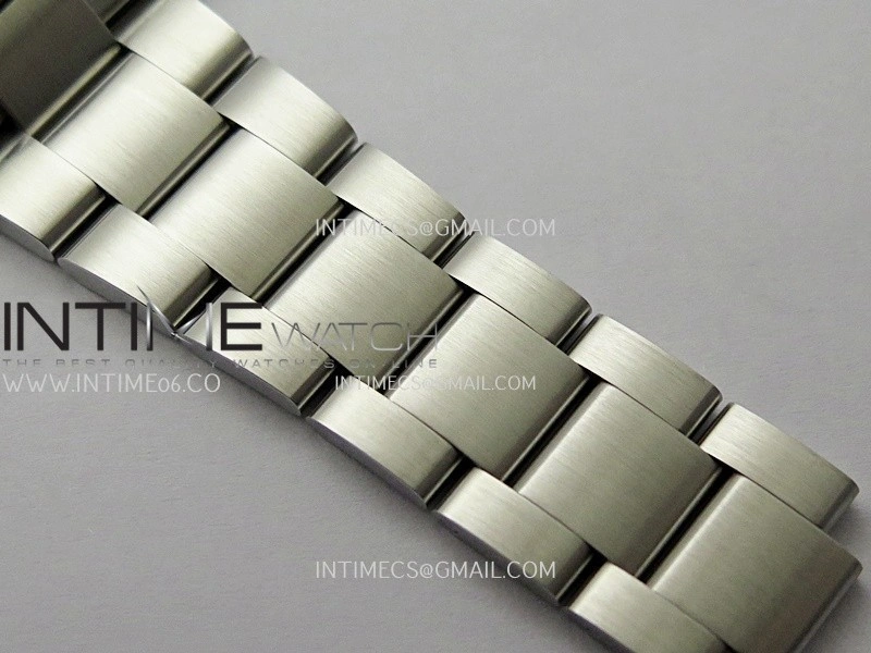 Explorer II 42mm 226570 904L SS ARF 1:1 Best Edition White Dial on Bracelet SH3285 CHS