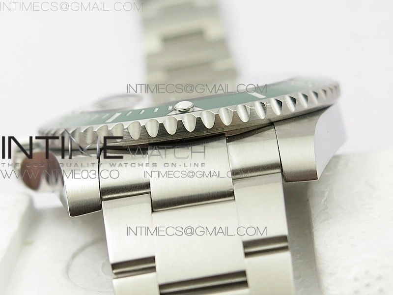 Submariner 116610 LV Green Ceramic VRF Max 904L 1:1 Best Edition on SS Bracelet VR3135