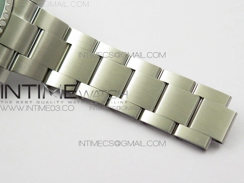 Submariner 116610 LV Green Ceramic VRF Max 904L 1:1 Best Edition on SS Bracelet VR3135