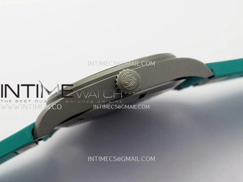 Mark XX IW328210 Mercedes-AMG Petronas F1 Team Ti M+F 1:1 Best Edition Black Dial on Green Rubber Strap MIYOTA 9015