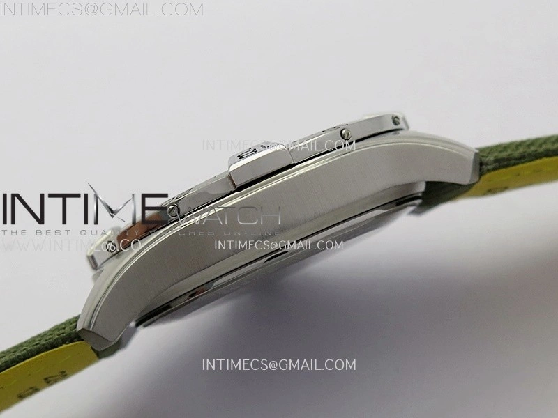 Avenger Chronometer 42mm GMT SS BLSF 1:1 Best Version Green Dial On Green Nylon Strap A2836