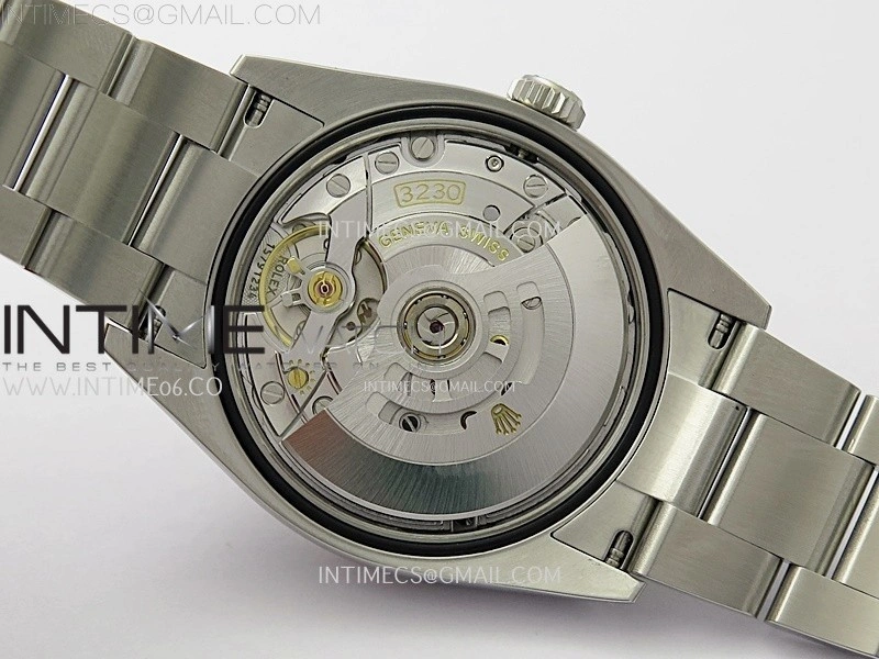 Oyster Perpetual 36mm 126000 904L VSF 1:1 Best Edition Red Dial on 904L SS Bracelet VS3230