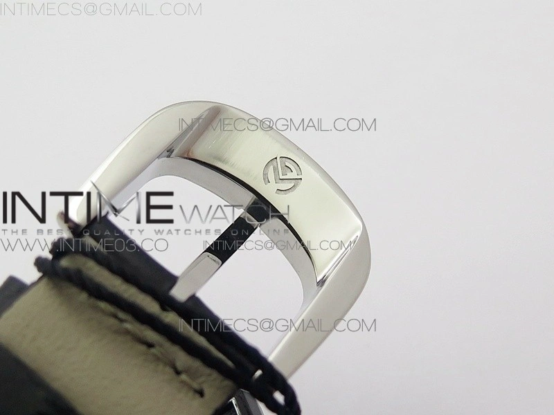Crazy Hours Real Jumping Hour SS ABF White Dial Black Markers on Black Leather Strap A23J