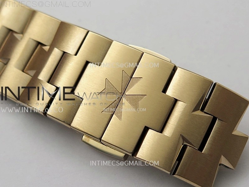 Overseas 4520V RG 8F Best Edition Green Dial On RG Bracelet A7750 Modified to A5200