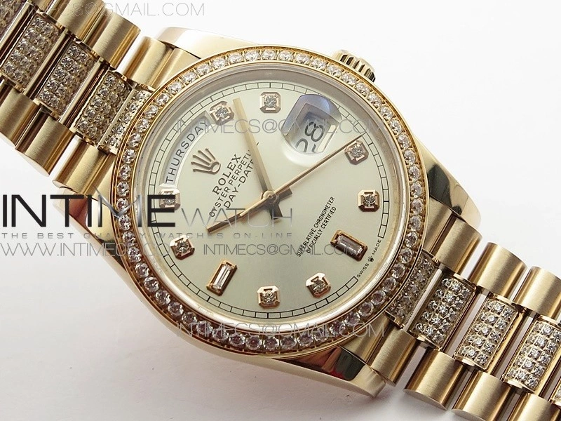 Day-Date 36 128235 RG Crystal BP Best Edition Silver Crystal Marker Dial on RG President Bracelet A2836