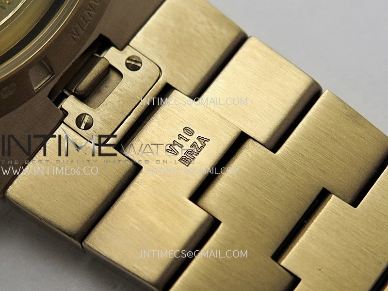 Overseas 4520V RG V2 ZF 1:1 Best Edition Silver Dial On RG Bracelet Super Clone A5100