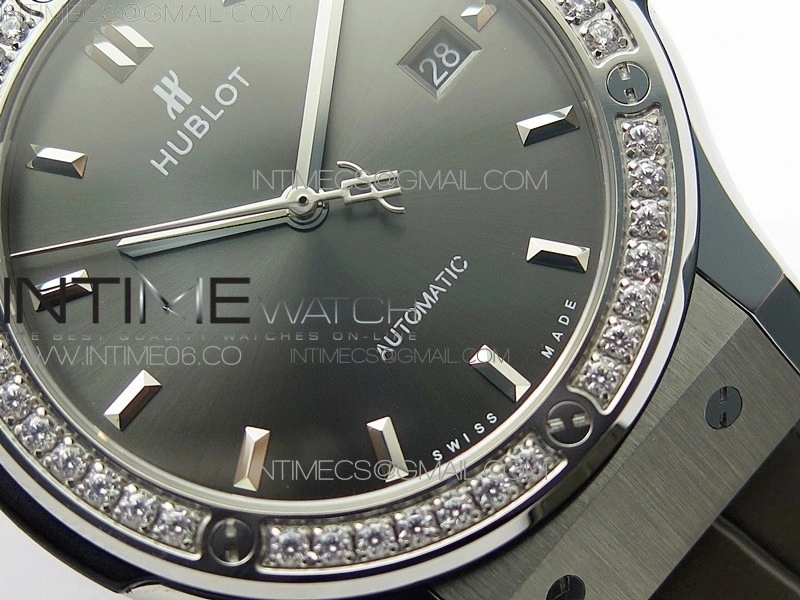 Classic Fusion 42mm SS Paved Diamonds Bezel B50F Gray Dial On Gray Gummy Strap A2892