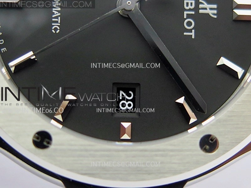 Classic Fusion 42mm Titanium JJZF 1:1 V2 Best Edition Black Dial On Black Gummy Strap