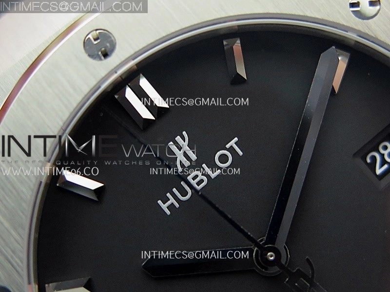 Classic Fusion 42mm Titanium JJZF 1:1 V2 Best Edition Black Dial On Black Gummy Strap