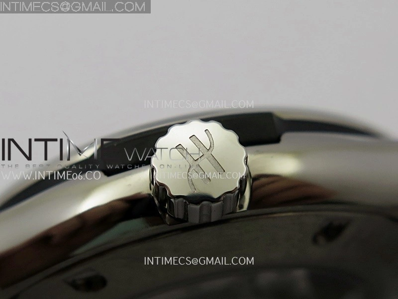 Classic Fusion 42mm Titanium JJZF 1:1 V2 Best Edition Black Dial On Black Gummy Strap