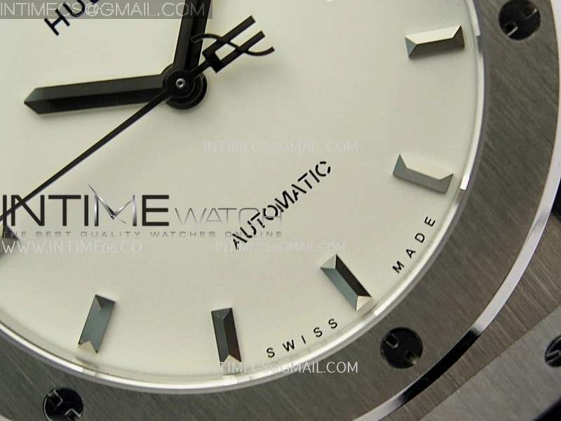 Classic Fusion 42mm Titanium JJZF 1:1 V2 Best Edition White Dial On Black Gummy Strap