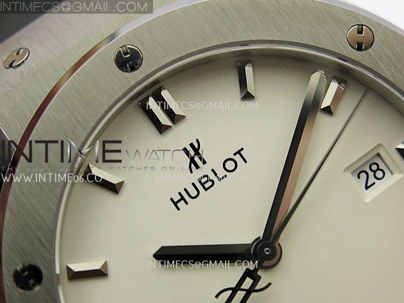 Classic Fusion 42mm Titanium JJZF 1:1 V2 Best Edition White Dial On Black Gummy Strap