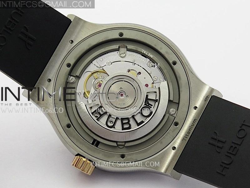 Classic Fusion 42mm Titanium RG JJZF 1:1 Best Edition Black Dial On Black Rubber Strap