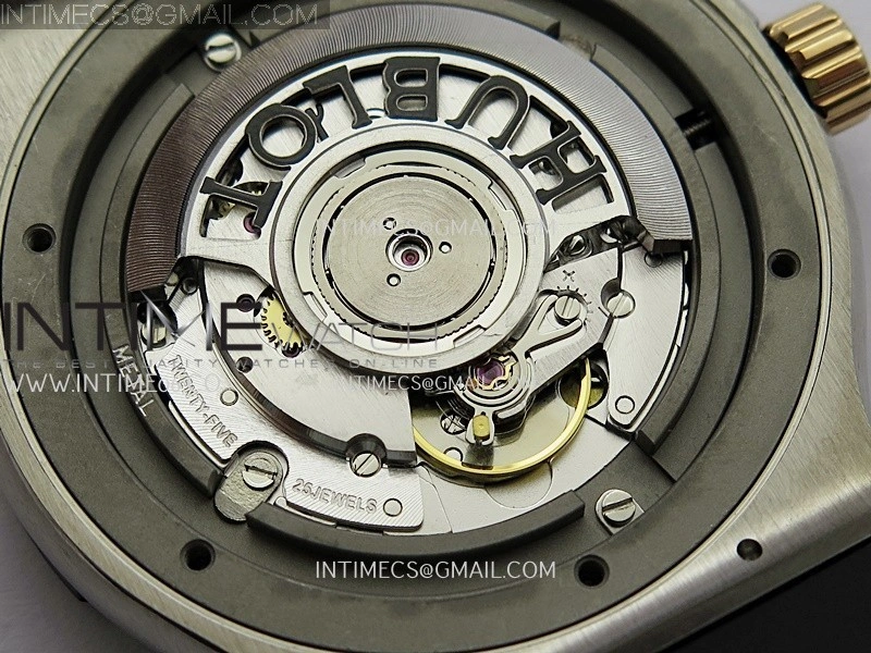 Classic Fusion 42mm Titanium RG JJZF 1:1 Best Edition Black Dial On Black Rubber Strap