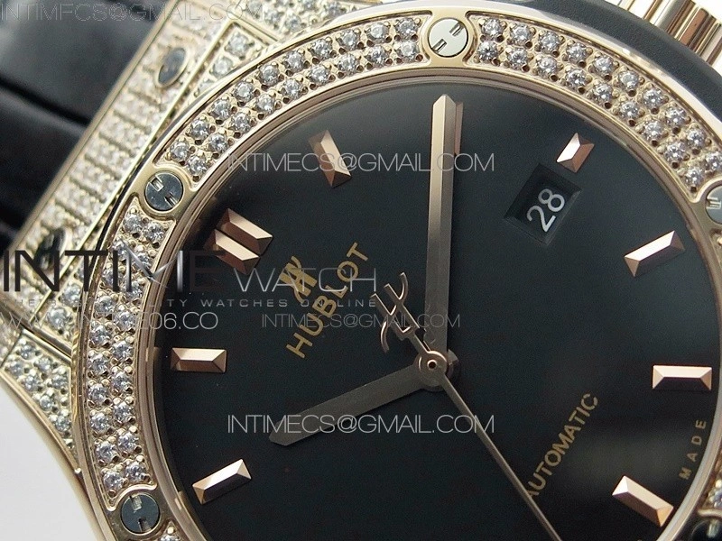 Classic Fusion 42mm RG Paved Diamonds Case Bezel B50F Black Dial On Black Gummy Strap A2892