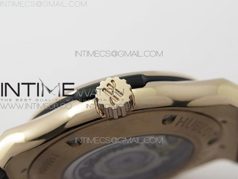 Classic Fusion 42mm RG Paved Diamonds Case Bezel B50F Black Dial On Black Gummy Strap A2892