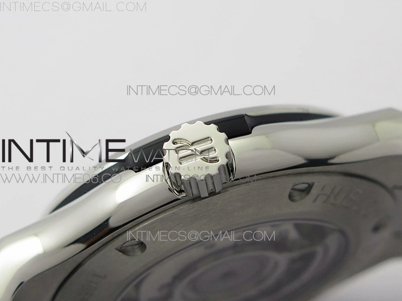 Classic Fusion 42mm SS Paved Diamonds Case Bezel B50F Black Dial On Black Gummy Strap A2892