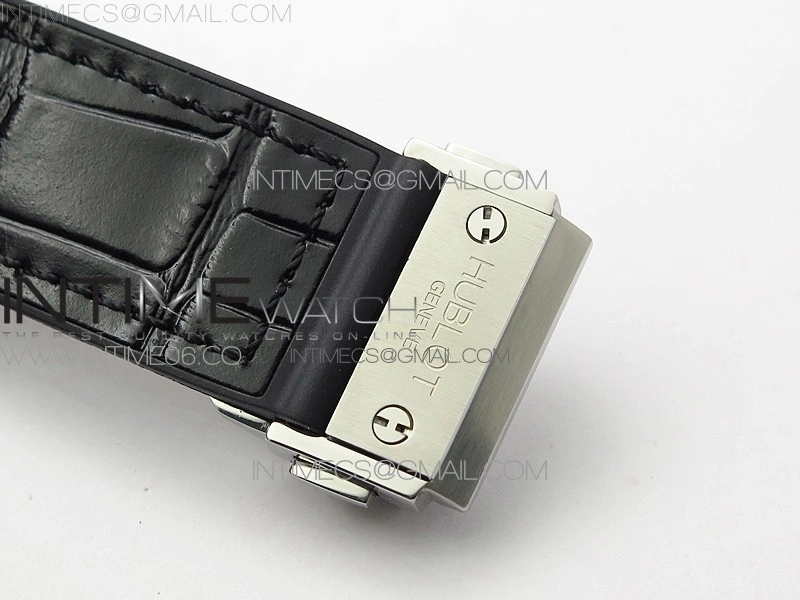 Classic Fusion 42mm SS Paved Diamonds Case Bezel B50F Black Dial On Black Gummy Strap A2892
