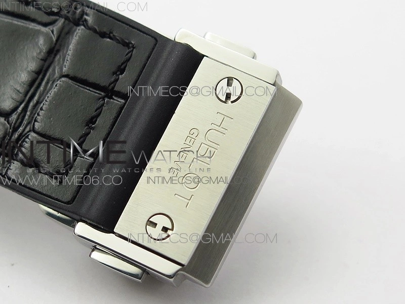 Classic Fusion 42mm SS Paved Diamonds Case Bezel B50F Black Dial On Black Gummy Strap A2892