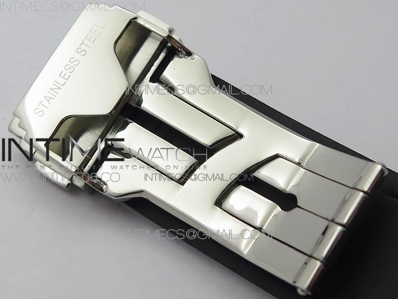 Classic Fusion 42mm SS Paved Diamonds Case Bezel B50F Black Dial On Black Gummy Strap A2892