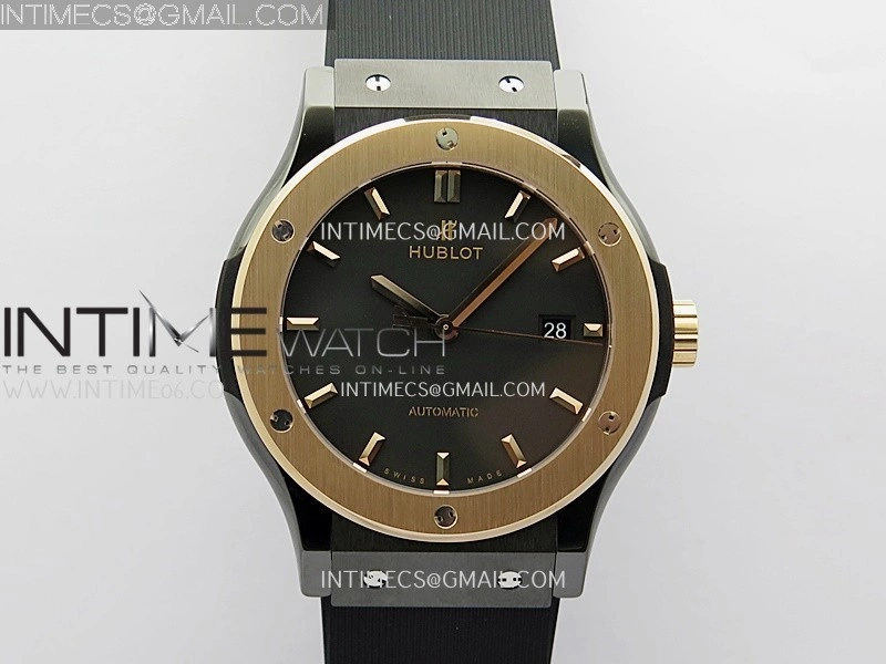 Classic Fusion 42mm Ceramic RG JJZF 1:1 Best Edition Black Dial On Black Rubber Strap