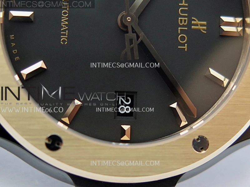 Classic Fusion 42mm Ceramic RG JJZF 1:1 Best Edition Black Dial On Black Rubber Strap