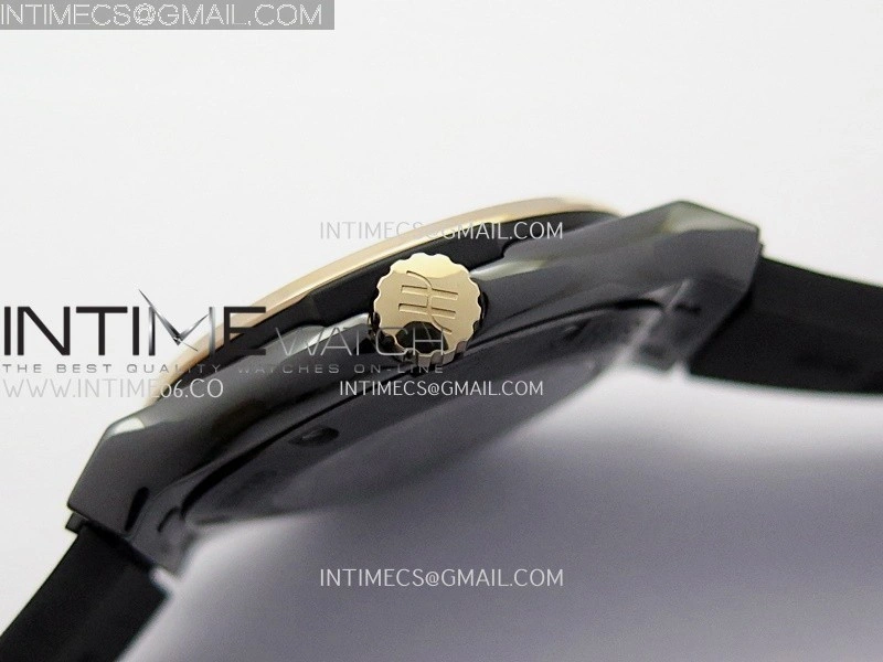 Classic Fusion 42mm Ceramic RG JJZF 1:1 Best Edition Black Dial On Black Rubber Strap