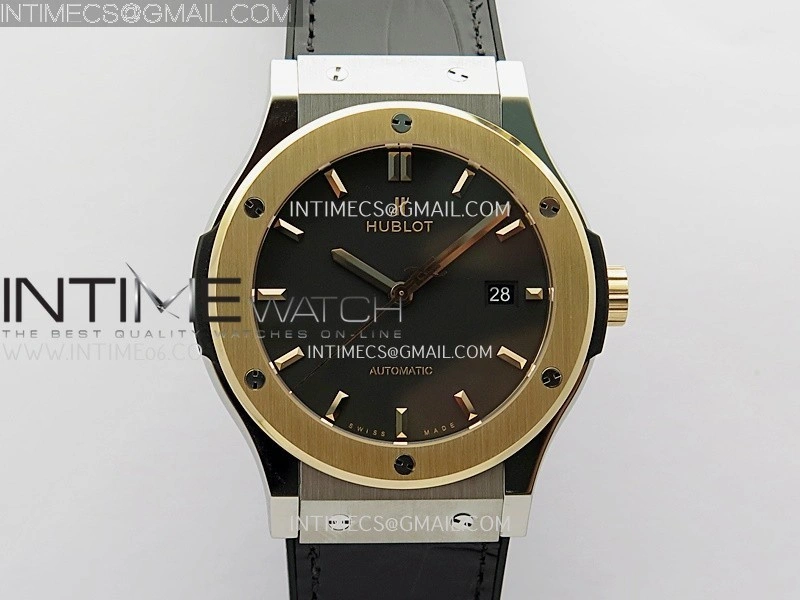 Classic Fusion 42mm Titanium RG JJZF 1:1 Best Edition Black Dial On Black Gummy Strap