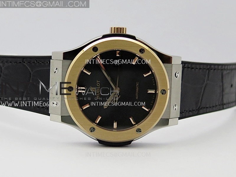 Classic Fusion 42mm Titanium RG JJZF 1:1 Best Edition Black Dial On Black Gummy Strap