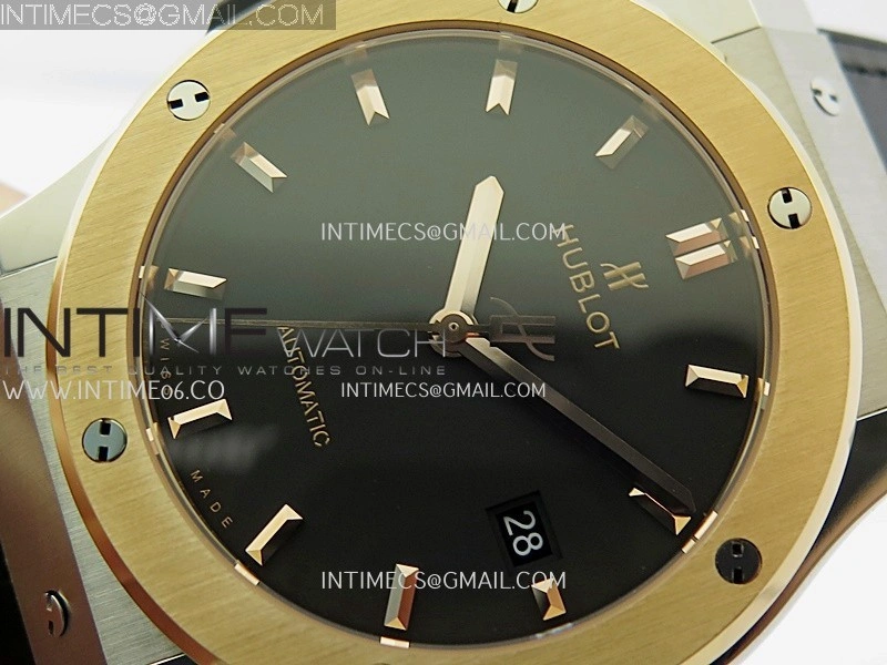 Classic Fusion 42mm Titanium RG JJZF 1:1 Best Edition Black Dial On Black Gummy Strap