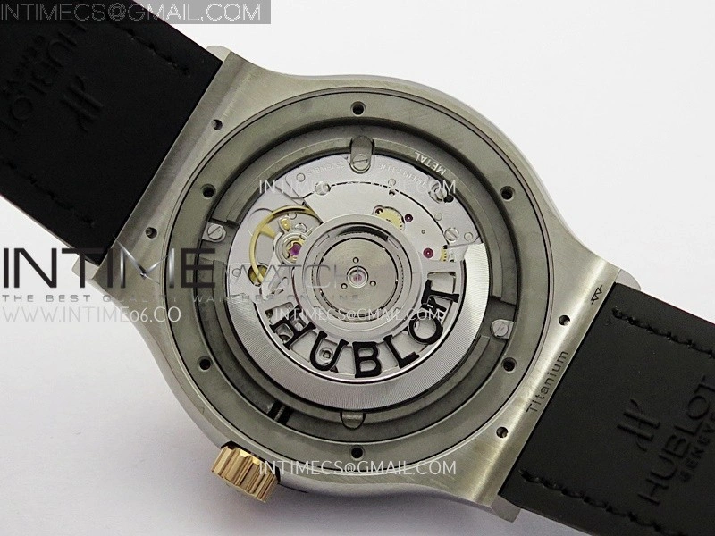 Classic Fusion 42mm Titanium RG JJZF 1:1 Best Edition Black Dial On Black Gummy Strap