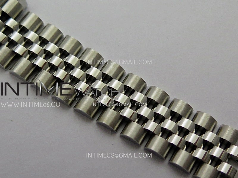 DateJust 31mm 904L SS GMF Best Edition Red Ombre Dial On 904L SS Jubilee Bracelet A2824