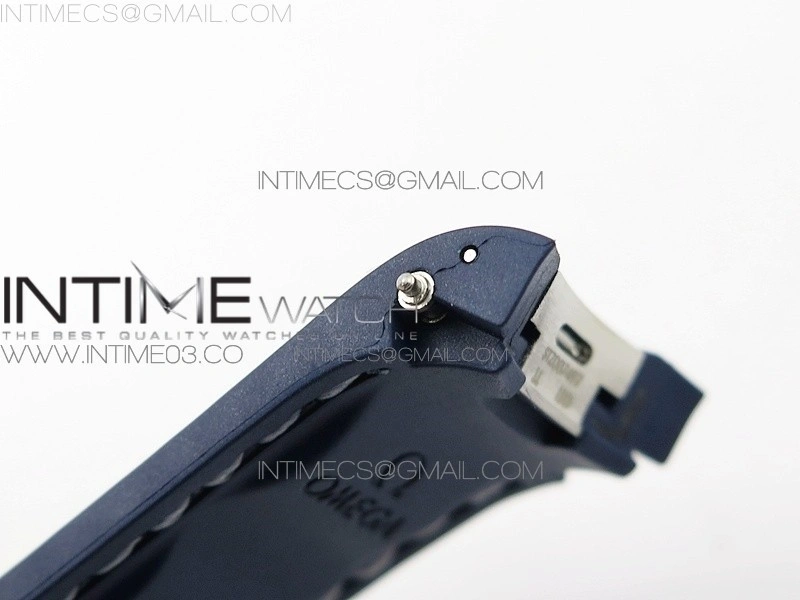 Aqua Terra 150M Master Chronometers VSF 1:1 Best Deep Blue Dial Silver Second Hand on Light Blue Rubber Strap A8900 Super Clone