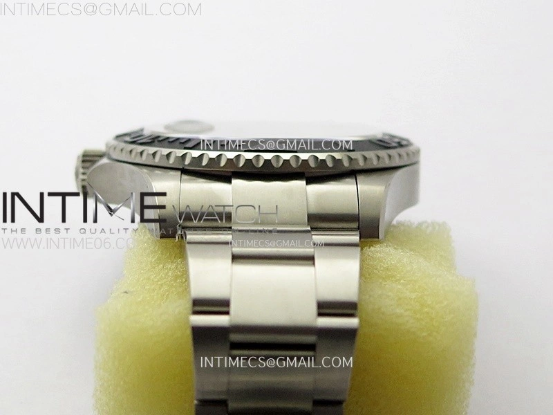 Yacht-Master 226627 Titanium EWE Best Edition Black Dial on Titanium Bracelet EW3235